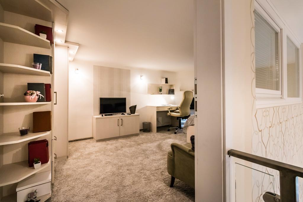 Dr. House Apartment Budapest Exterior foto